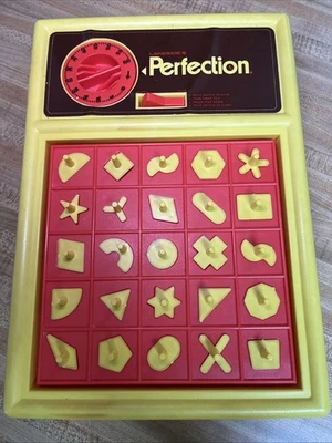 Juego de perfección junto al lago de colección, sin caja, todas las piezas e instrucciones, probado Foto 1 de 4