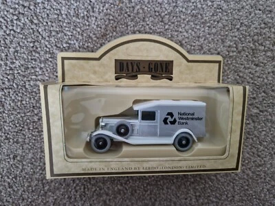 LLEDO DAYS GONE 1936 PACKARD VAN NATIONAL WESTMINSTER BANK LIMITED EDITION BOXED - Image 1 of 2