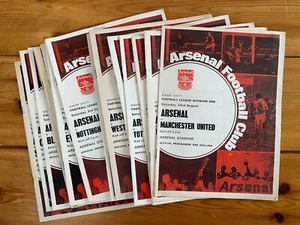 Arsenal Home Programmes 1970/71 - Select from the drop down menu - Picture 1 of 1