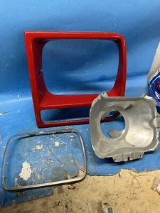 Nuevo cubo de luz de cabeza lateral del conductor Jeep Cherokee y anillo de retención con bisel 98-01 - Imagen 1 de 5