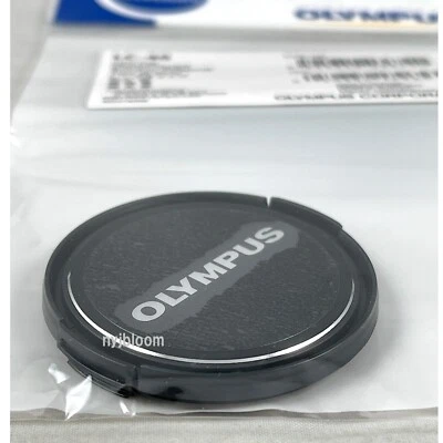 New OLYMPUS 46mm Front Lens Cap LC-46 for M.ZUIKO DIGITAL ED 12mm F2.0 - Image 1 of 3