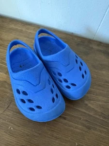 Baby Boy 5 Blue Waterproof Sandals Made In USA - Picture 1 of 3