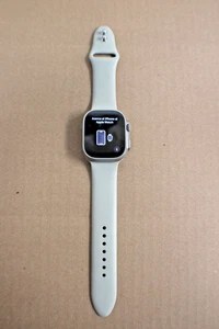 Apple Watch Ultra 2 - 49 mm titane/céramique - (GPS et cellulaire) - Photo 1 sur 15