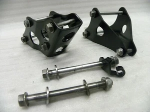 Soporte de montaje de motor Honda Twinstar CM200T CM 200 T perno soporte #104 - Imagen 1 de 7