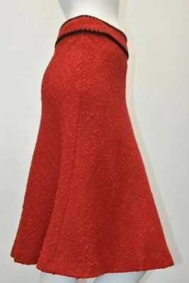 $890 NUEVA FALDA ROCK ESCADA Tweed Rojo Negro Ligeramente Acampanada Lana Midi 42 Foto 1 de 4