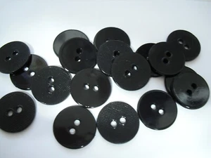 Wäscheknöpfe 20 Stück 15mm schwarz Kunststoff Restposten Neu !!! Top Zustand !!! - Bild 1 von 2