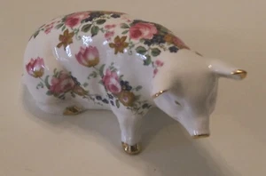 Fenton English Bone China Pig Figurine New Condition - Picture 1 of 2