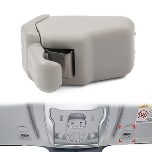 Clip supporto visiera parasole per Jeep Renegade 2015-2021 5VW09MS7AA - Foto 1 di 12