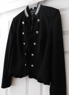 Chaqueta militar INC negra con cuello con cuentas y volantes frontal totalmente forrada talla grande usada en excelente estado Foto 1 de 4