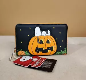 Loungefly Peanuts Snoopy der große Kürbis Halloween GID Geldbörse mit umlaufendem Reißverschluss NEU - Bild 1 von 13