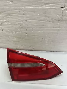 STOP FANALE FANALINO POSTERIORE PORTELLONE INT SX FORD FOCUS 2018 SW - Foto 1 di 4