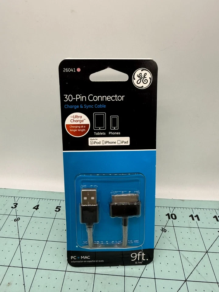 GE USB to 30 Pin Connector New Ultra Charge & Sync Cable Pc Or Mac 9 Feet - Image 1 of 4