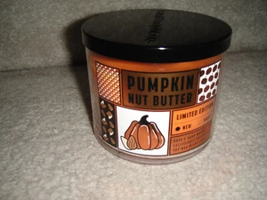 BATH & BODY WORKS 3 WICK CANDLE W/LID IN THE LMTD. ED. PUMPKIN NUT BUTTER SCENT - Picture 1 of 2