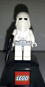LEGO Star Wars ~ (sw0101) SNOWTROOPER w/Black Head Minifigure From Set (#4483)
