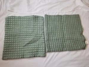 Pottery Barn Set of Two 100% Silk Pillow Cover Metallic Green Zip 20x20 Diamond - Picture 1 of 5