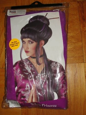 Peluca púrpura princesa California Costume Co.Tokio-NUEVA-sin humo/sin mascotas Foto 1 de 3