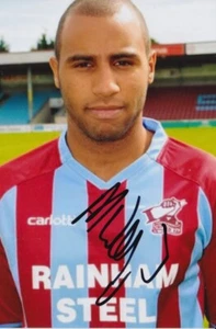 MARCUS WILLIAMS HAND SIGNED 6X4 PHOTO - FOOTBALL AUTOGRAPH - SCUNTHORPE UNITED. - Bild 1 von 1