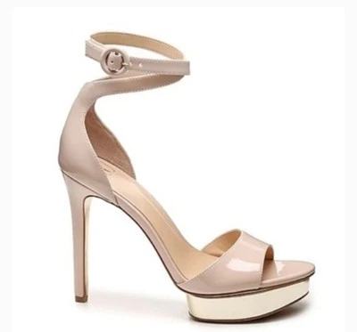 Tacones Jennifer Lopez color crema Foto 1 de 3