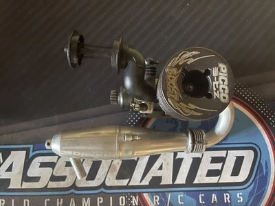 Motor nitro Picco boost 3TZ con escape Picco EFRA 2046 Foto 1 de 4