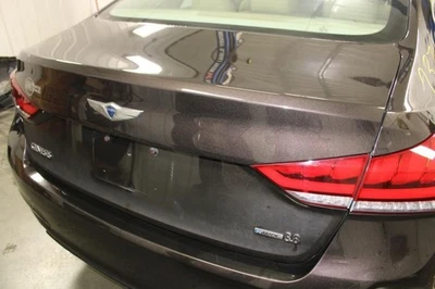 2015 Hyundai Genesis Used Trunk Lid Sedan LED Signals Local Pick Up Only — 第 1/4 张图片