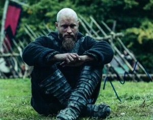 Travis Fimmel signed 8x10 Photo autographed Picture Pic and COA - Picture 1 of 1