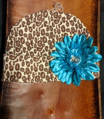 НЕЖНЫЙ KISSES младенца размер 0-12 месяцев Beanie Cap шляпа синий цветочный животных печати  - Изображение 1 из 3