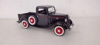 Camioneta Ford Danbury 1935 como nueva negra 1/24 diecast con caja edición limitada Foto 1 de 4