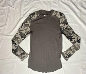 HELIX VINTAGE CAMO THERMAL LONG-SLEEVE Y2K MENS SZ: SMALL - Picture 1 of 6