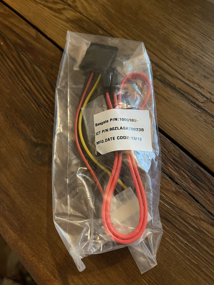 Cables de datos de disco duro de alimentación SATA Seagate P/N: 100398942 - ¡Nuevo! Foto 1 de 1