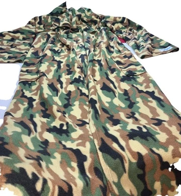 Snuggie CAMO tan Green Fleece ROBE Wearable BLANKET Pockets Camouflage,  71 X54” - Image 1 of 4