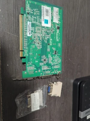 Tarjeta gráfica de video EVGA Nvidia e-GeForce 7200GS 128 MB PCI-E DDR2 128-P2-N428-LR Foto 1 de 4