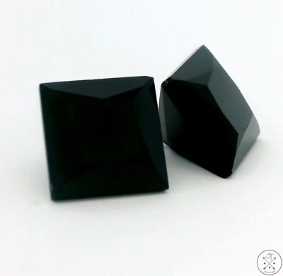 8.15 ctw Matched Pair Natural Black Spinel 8.1 mm Square Faceted Gemstones - Image 1 of 4
