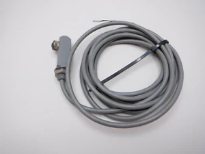 Allen Bradley Photoswitch 47CN4-4002 Photoelectric Sensor - Picture 1 of 3