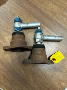 NOS Chrysler Marine Big Block 383 426 Motor Mounts Boat Mopar 2847427-10 Front - Picture 1 of 5
