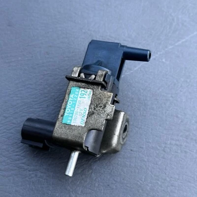 正品丰田雷克萨斯 3.5L 真空开关阀 Rx330 Rx Sienna 90910-12204 — 第 1/4 张图片