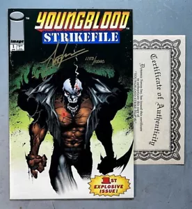 YOUNGBLOOD STRIKEFILE 1 (VF/NM 9.0) SIGNED by JAE LEE with COA # 1150/10,000 * - Picture 1 of 8