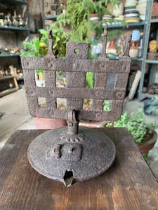 1800's Antique Old Rare Hand Forged Iron Peacock Figures Embedded Oil Lamp - Picture 1 of 10