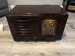 Vintage Westminster ZA617 Bakelite Radio 1940's Valve Radio - Picture 1 of 7