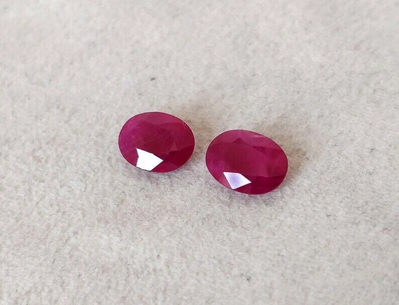 3.10 Carats Natural Burma Ruby Matched Pair 8x6 mm Oval Cut Loose Gemstone y298 - Image 1 of 4