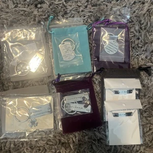 Stainless Steel Multi Pack Keychains - Picture 1 of 7