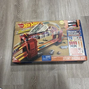 Hot Wheels Track Builder Motorized Stunt Bridge Kit - Brand New !! - Picture 1 of 7
