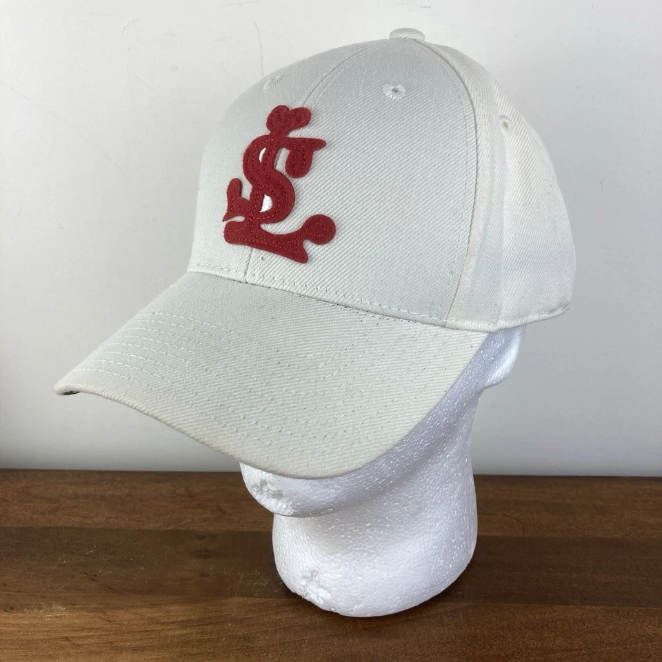 Sombrero de aguja americano de la colección Cooperstown de St. Louis Cardinals 7 1/2 ajustado Foto 1 de 4
