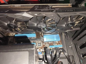 ASUS ROG Strix GeForce GTX 1060 OC 6GB GDDR5 Grafikkarte - Bild 1 von 3