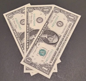 Three 2003 US Banknotes EE $1 Bill Interesting Serial Number - Picture 1 of 9