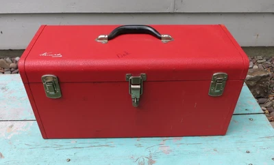KENNEDY K-2RP-727759 RED LOCKABLE TOP HANDLE TOOL BOX WITH TRAY CHRISTMAS DAD - Image 1 of 4