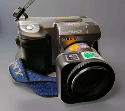 Sony Digital Mavica MVC-FD91 Vintage Digital Floppy Disc Camera Untested 4 Part  - Image 1 of 4