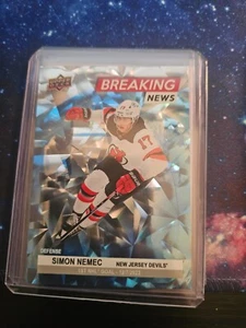 2024-25 Upper Deck Serie 1 - Noticias de última hora Simon Nemec #BN-30 - Imagen 1 de 2