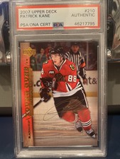 2007 UPPER DECK #210 PATRICK KANE AUTOGRAPHED Young Guns ROOKIE CARD. 3 Cups!!!