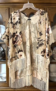 Coco + Carmen kimono drappo frange floreali velluto burnout OS Fairy Whimsy Boho - Foto 1 di 18