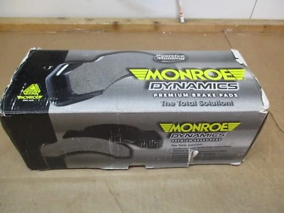 Pastillas de freno Monroe Dynamics Premium DX1064 con kit de pilar apto para GMC C5500 2003-2009 Foto 1 de 2